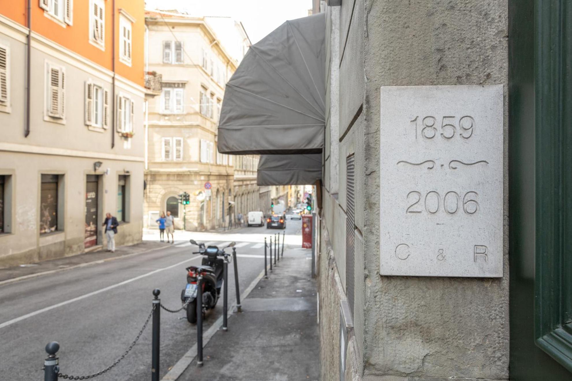 La Casa In Viale Apartman Trieszt Kültér fotó